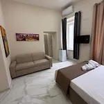 Valentino Suites&terrace Appartement *